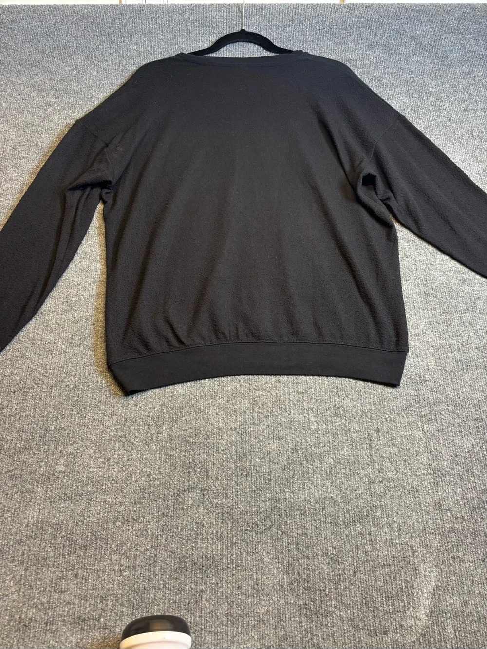 Alo Yoga Chill Crew Pullover Sweatshirt Black 23
